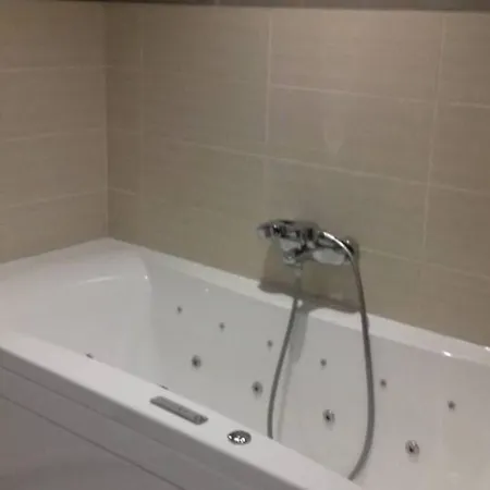 Maison De 3 Avec Jacuzzi Balcon Et Wifi A Balbronn 3* Bergbieten
