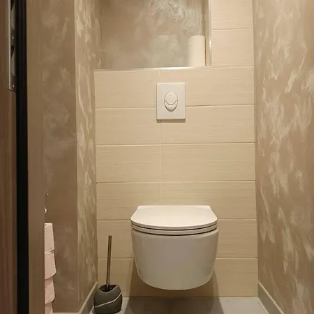 Отель Maison De 3 Avec Jacuzzi Balcon Et Wifi A Balbronn 3*